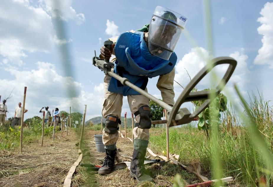 Landmines and Land Rights in South Sudan, 2010